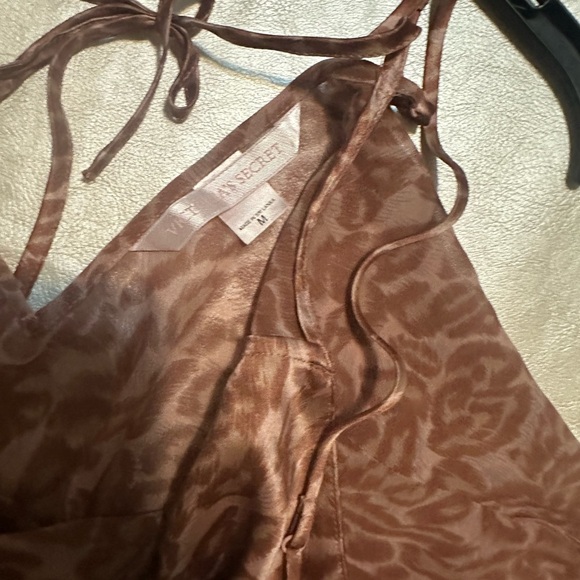 Victoria's Secret Brown Patterned Camisole - Picture 8 of 8